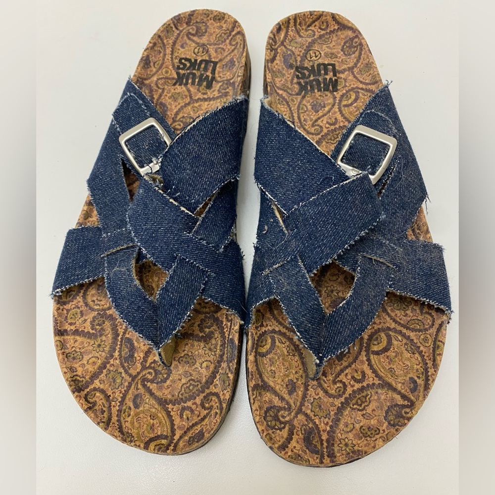 Muk Luk Women’s sz 11 Denim Crisscross Slide Sandals with cork Footbed like new